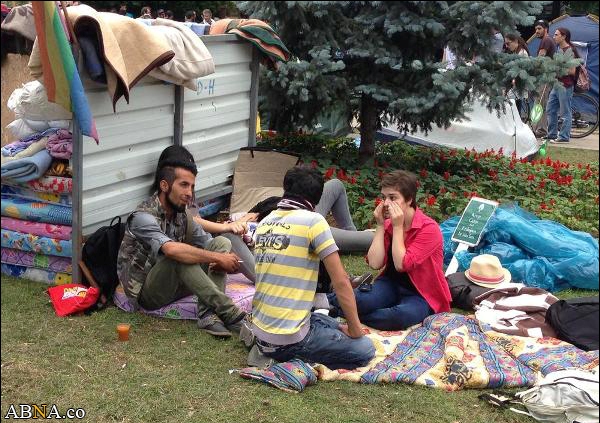 تصاویر/ تحصن و برپایی چادر در میدان تقسیم و پارک گزی استانبول