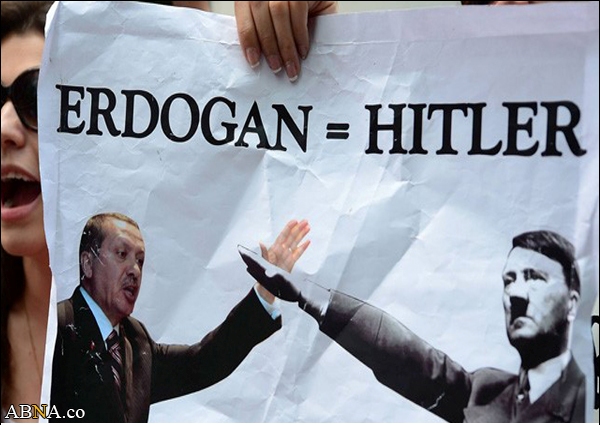 تصاویر/ اردوغان = هیتلر