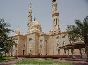 بزرگترین مسجد شیخ‌نشین دوبی امروز افتتاح می‌شود