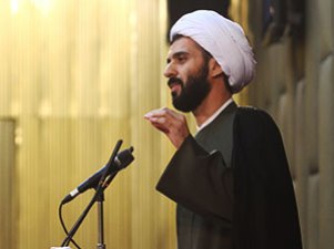 نمازی: باعث خرسندی است مردم همچنان به روحانیت اعتماد دارند