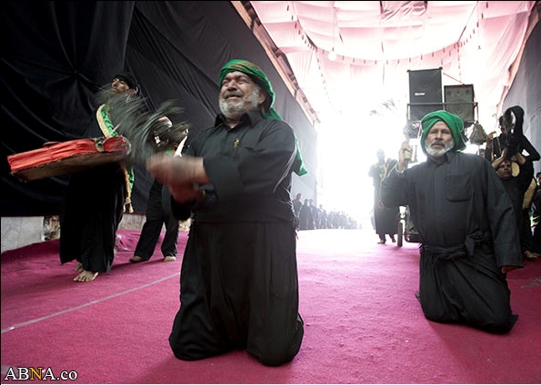 گزارش تصویری/ ورود هیأت های مختلف كربلاء به بین الحرمین