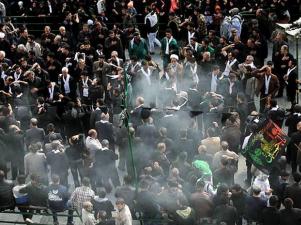 تجمع عاشورايی 4000 نفر از فرهنگيان و دانش آموزان