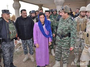 عکس/ تروریست زنانه پوش دستگیر شد