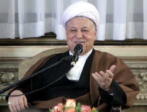 برای ارتقای علمی جوانان ایران اسلامی کمک خواهم کرد