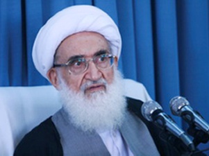 تیم مذاکره کننده هسته‌ای با استقامت و ایمان کار خود را ادامه دهد