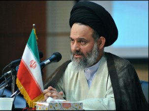 مدیر حوزه‌های علمیه از نمایشگاه کتاب قم بازدید کرد