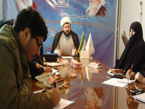 برای مبارزه با شبیخون فرهنگی باید جوانان را بیمه کنیم