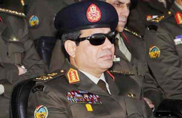 انجام معاینات پزشکی بر روی عبدالفتاح السیسی + تصاویر