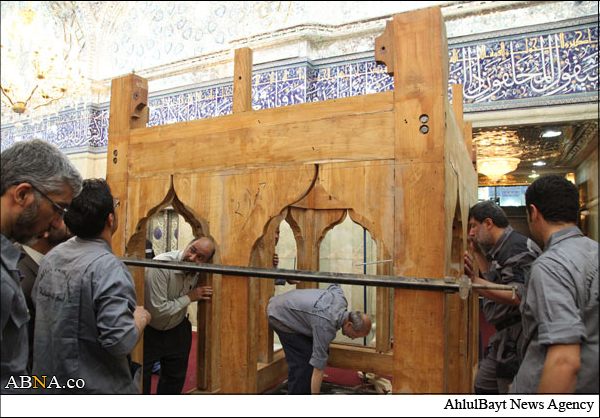 نصب ضریح جدید سیدابراهیم مجاب(ع) + تصاویر