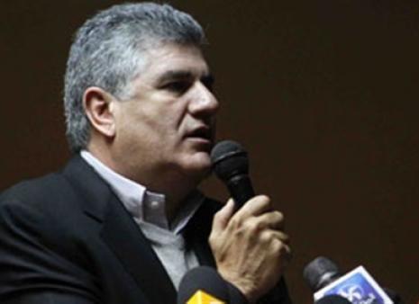 فرزند جمال عبدالناصر: به خاطر وطن از السیسی حمایت می‌کنم