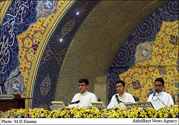 گزارش تصویری/ محفل انس با قرآن نوجوانان در حرم مطهر حضرت معصومه(س)