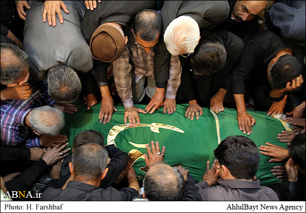 گزارش تصویری/ تشییع پیکر آیت‌الله حاج شیخ عزیزالله عطاردی ـ ۱
