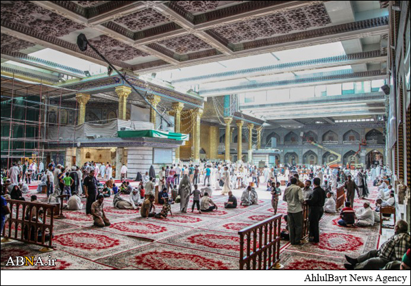 تصاویر/ راز و نیاز کودکان در حرم امام حسین(ع)