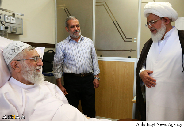 گزارش تصویری/ عیادت جمعی از مسئولان و شخصیت‌های حوزوی از رهبر انقلاب