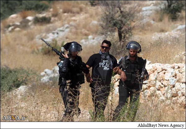 حمله صهیونیست‌ها به فلسطینی‌های معترض در نزدیکی دیوار حایل + تصاویر