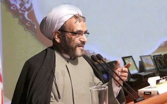 ایزدپناه: تعالیم عاشورایی و قرآنی، دفاع مقدس را رقم زد