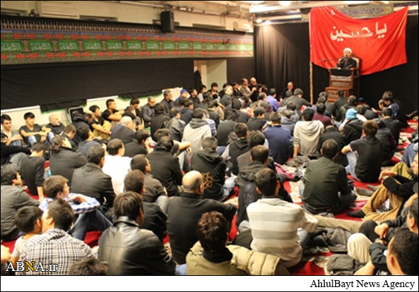 برگزاري نمایشگاه عاشورا و مراسم عزاداری و نوحه خوانی به زبان آلمانی با حضور مسیحیان