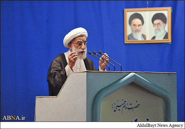 خطیب جمعه تهران: تیم مذاکره کننده حافظ ارزش‌ها باشد
