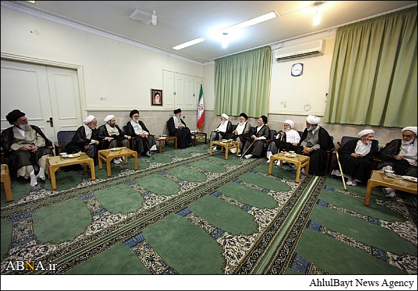 حاشيه‌هاي ديدار رهبر انقلاب با علما و مراجع (2)