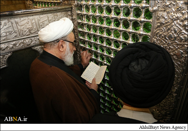 تشرف رئیس دفتر مقام معظم رهبری به حرم حضرت شاهچراغ(ع) + تصاویر