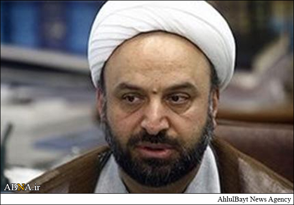 نماينده قم: بركات سفر رهبري به قم فرا استاني است