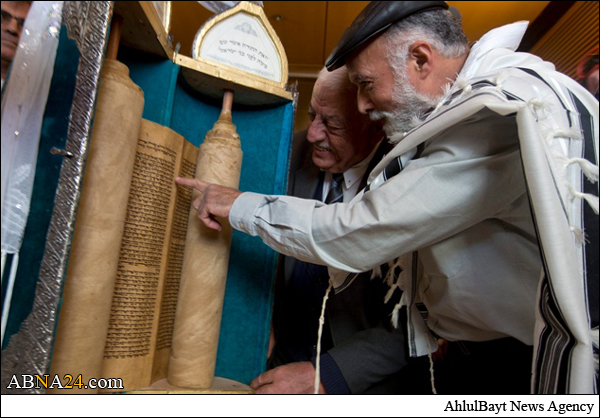 تورات به سرقت رفته از عراق، سر از تل آویو درآورد! + تصاویر