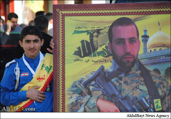 تشییع پیکر رزمنده حزب الله که در انفجار دمشق به شهادت رسید + تصاویر