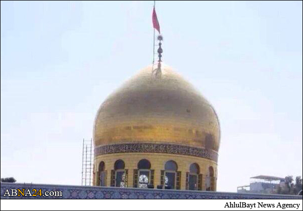 عکس شهید عماد مغنیه در حرم حضرت زینب(س)