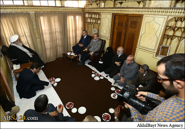 دیدار لاریجانی با آیت‌الله مظاهری/ برخی تنش‌ها در مجلس نگران کننده است + تصاویر