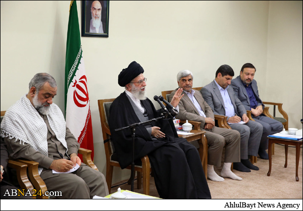 جامعه‌ی مأنوس با فرهنگ ایثار و شهادت توقف و عقبگرد نخواهد داشت/ پیشرفت‌های علمی از برکات جهاد و شهادت در راه خداست 