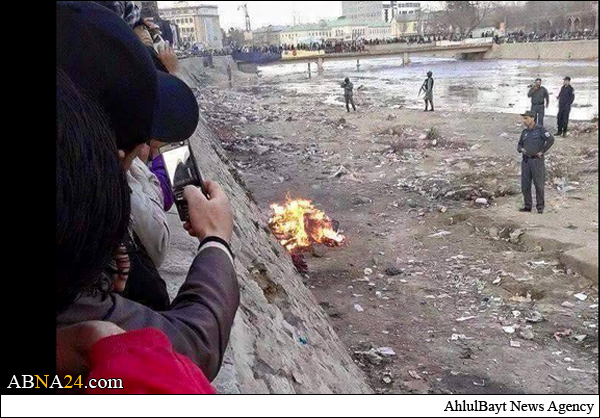 افغان‌های خشمگین یک زن را کشته و به آتش کشیدند + تصاویر