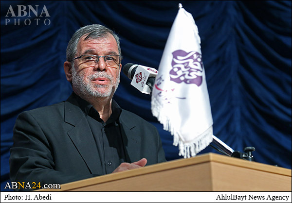 فیلم/ شعر خوانی حاج ولی‌ الله کلامی در سوگواره شعر فاطمی