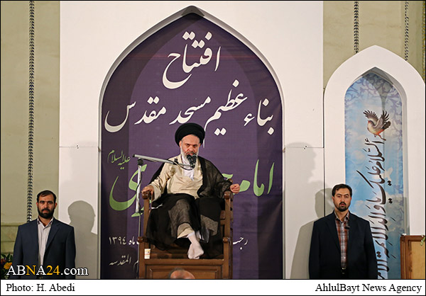 آیت الله حسینی بوشهری: مساجد پیام شکوه و عظمت اسلام را به جهان می‌رسانند