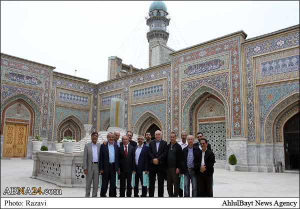 تشرف علویان ترکیه به حرم مطهر امام رضا(ع) + تصاویر
