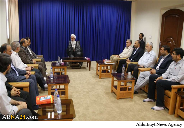 کسی که اختلاس و در امانت خیانت می‌کند باطنش از حیوان پست‌تر است