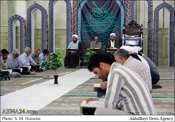 عکس خبری/ روز اول ماه مبارك رمضان در مسجد امام حسن عسكری (ع) قم