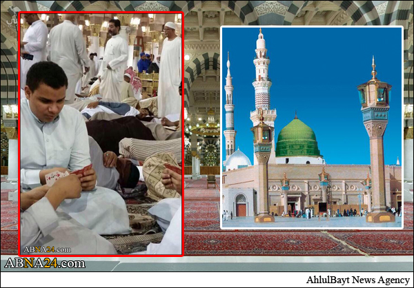 حرمت‌شکنی سعودی‌ها در مسجد النبی(ص) با ورق بازی! + عکس
