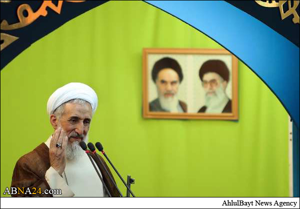 خطیب جمعه تهران: منتقدین توافق هسته ای نقدهای خود را مخلصانه بازگو کنند