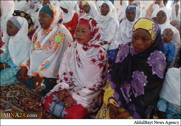  عکس خبری/ نماز عید فطر شیعیان در غنا