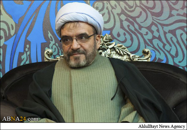 شهادت می‌دهم برای خشنودی شخص یا گروه کاری انجام نداده‌ام