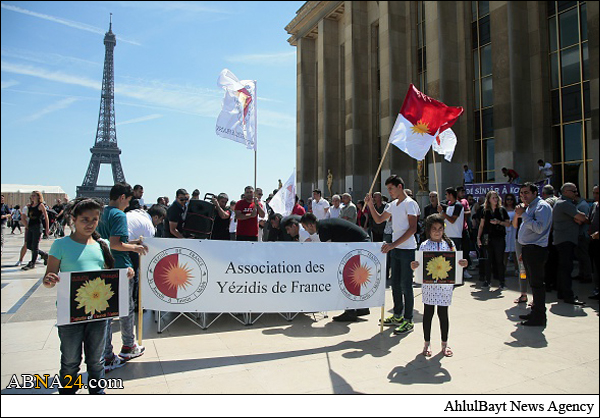 عکس/ تجمع همبستگی با ایزدی‌ها در پاریس