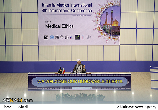 اعرافی: همدلی با مذاهب دیگر به معنی دست برداشتن از اعتقادات مذهب خود نیست