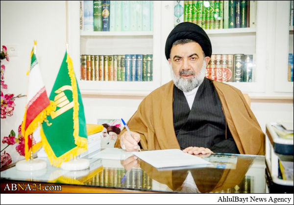 روح عبادت، بصیرت دینی و معرفت سیاسی است