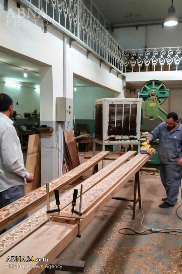 گزارش تصویری/ اتمام ساخت طرح‌های منبت داخل ضریح جدید حضرت عباس(ع)