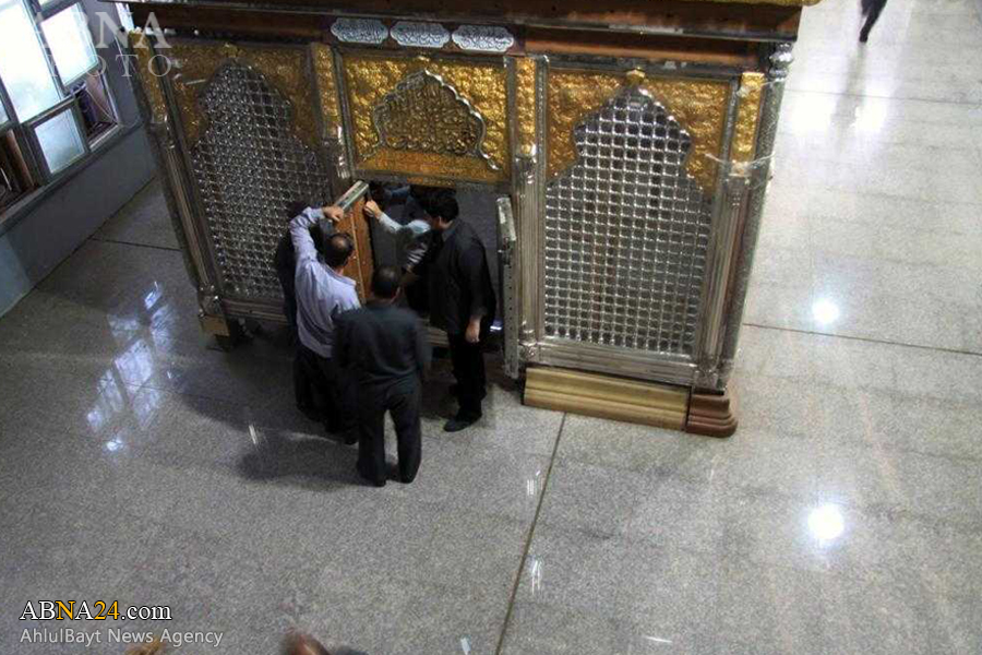 اتمام ساخت و نصب درب ضریح جدید حضرت عباس(ع) + تصاویر