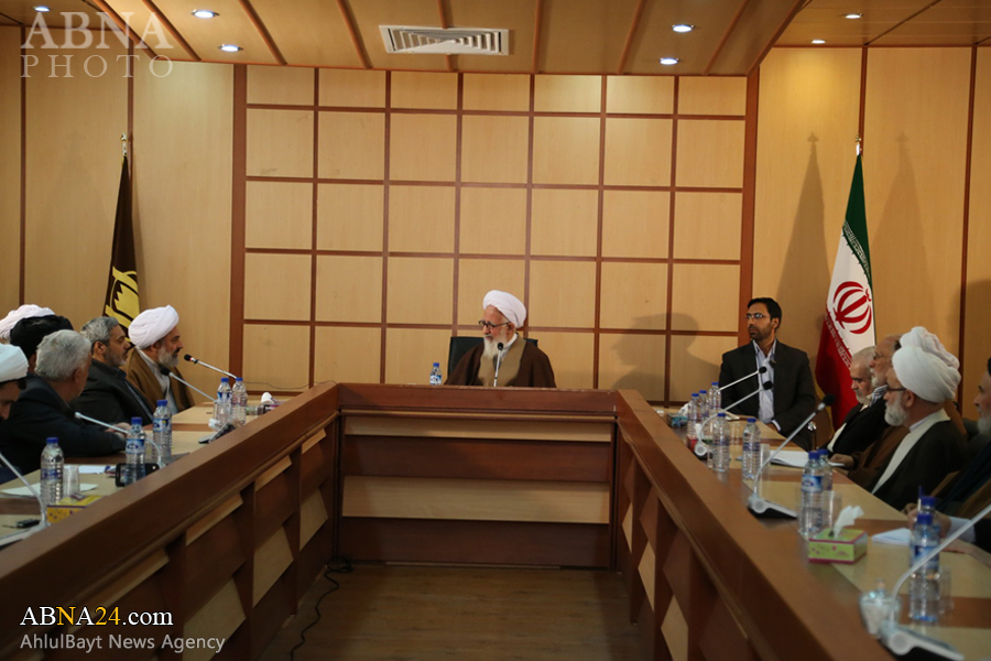 آیت‌الله جوادی آملی: جامعه‌ای که غدیر حاکم است باید غدیری اندیشه کرد و غدیری رفتار کرد