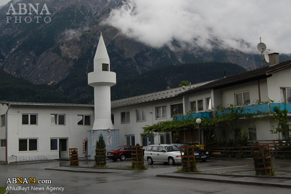 اتریش ۶۶ نفر از ائمه جماعات این کشور را اخراج می‌کند