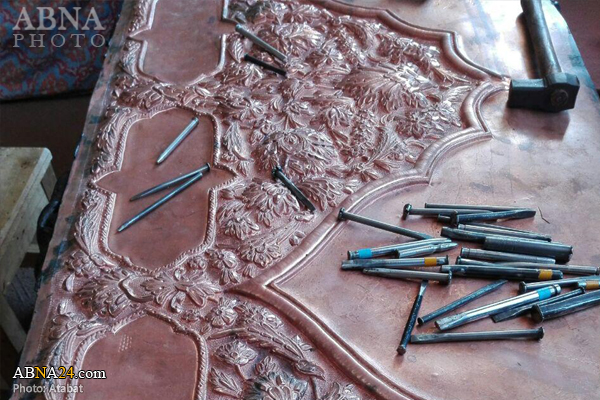 درب صحن حرمین امامین عسکریین(ع) در رشت ساخته می‌شود + تصاویر