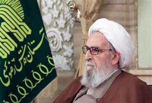 فرزند مقام معظم رهبری از آیت الله واعظ طبسی عیادت کرد + عکس