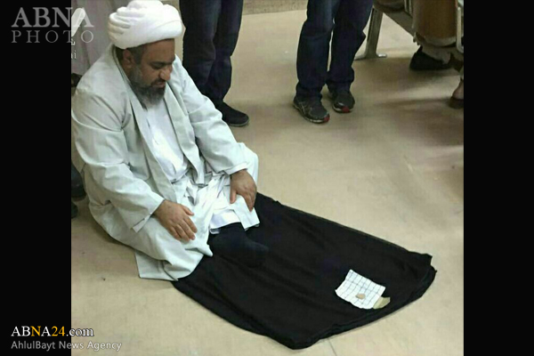 عکس/ نماز "شیخ معتوق" در دادگاه کویت